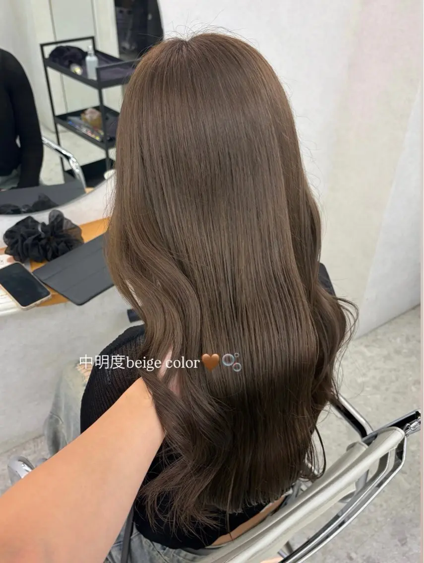 ロング カラー カット ヘアカラー まろやかベージュ🤎 艶髪🫧リン🔔のヘアスタイル