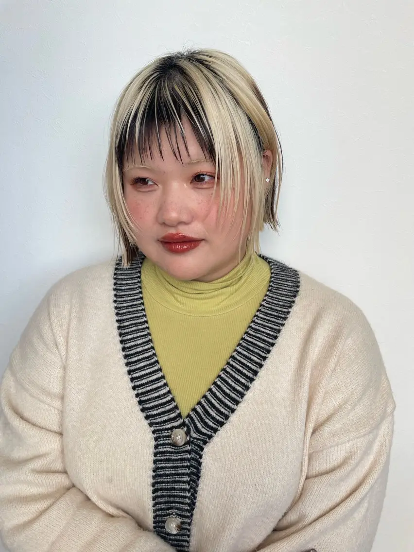 ショート カラー ボブ シャギー カット トリートメント YUI/ ブリーチカラー🌷のヘアスタイル