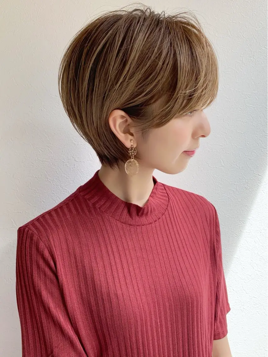 ショート ショートボブ 丸みショート ボブ ショートヘア 💐ショート/レイヤ ー💐荒砂のヘアスタイル