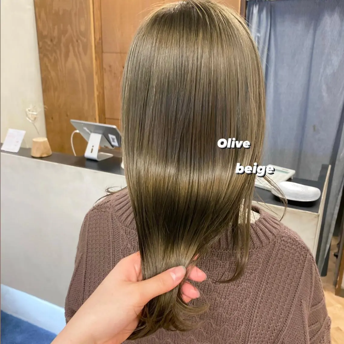セミロング カラー パーマ ヘアアレンジ メンズ キッズ ネイル マツエク・マツパ メンズブリーチ メンズハイトーン ベージュカラー ブリーチ ケアブリーチ 前川 朋香のヘアスタイル