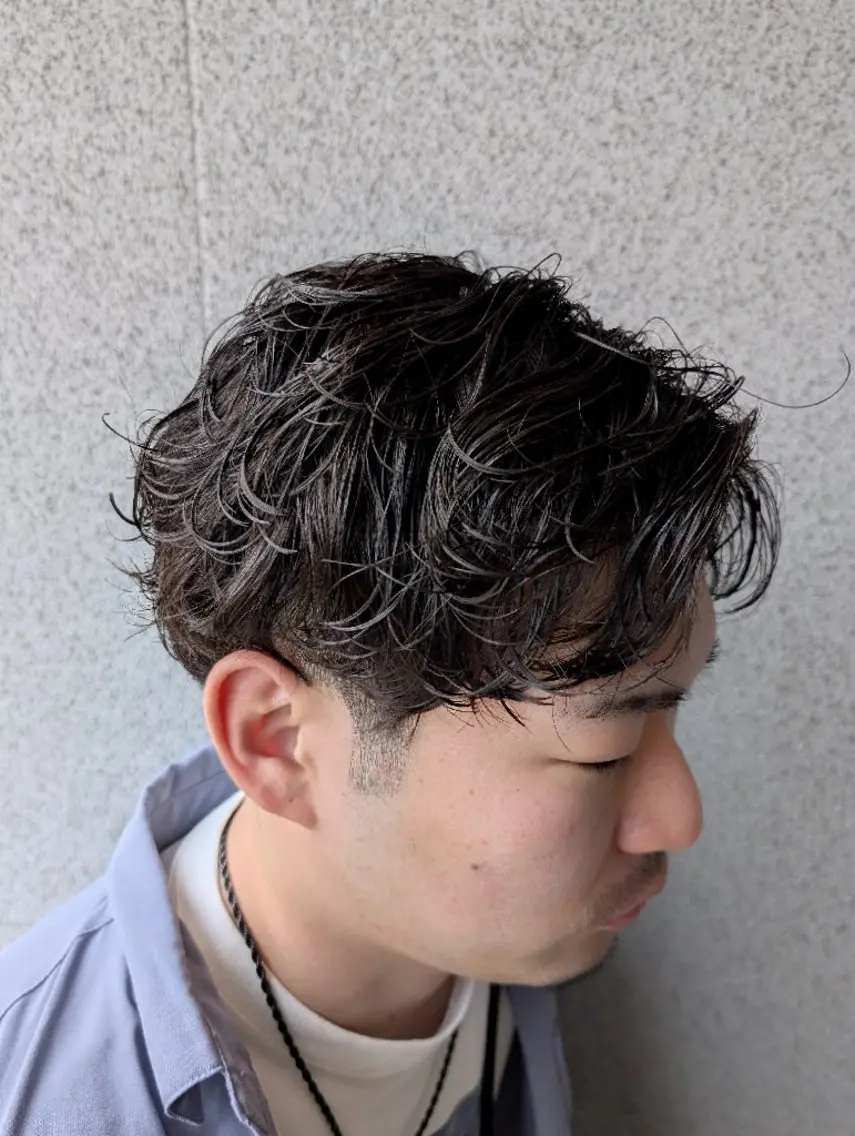 ショート メンズ メンズパーマ ヘアカラー パーマ トリートメント 河野日南/メンズ全般 /ヘアケア/髪質改善のヘアスタイル