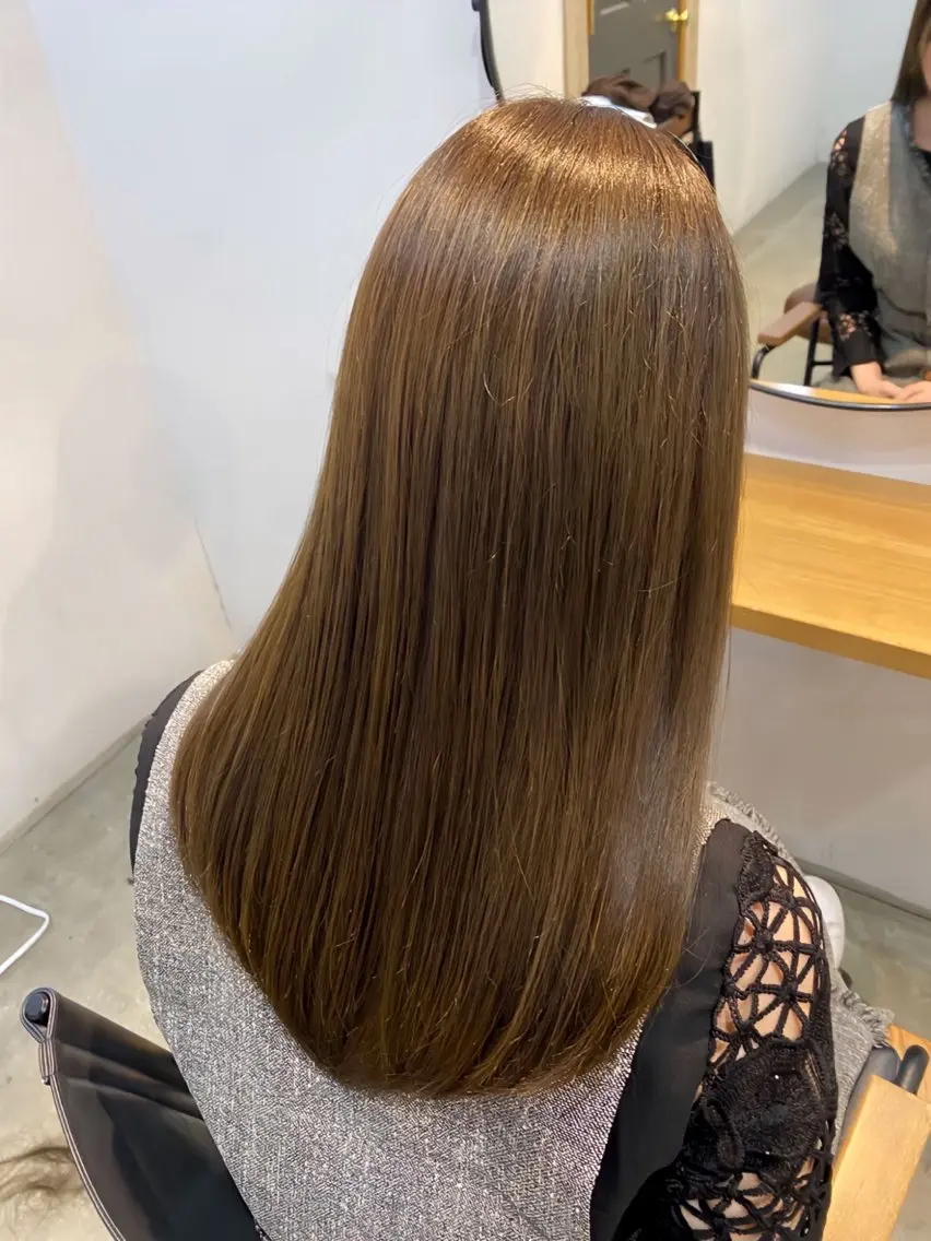 ロング カット 縮毛矯正 トリートメント ひがし はるなのヘアスタイル