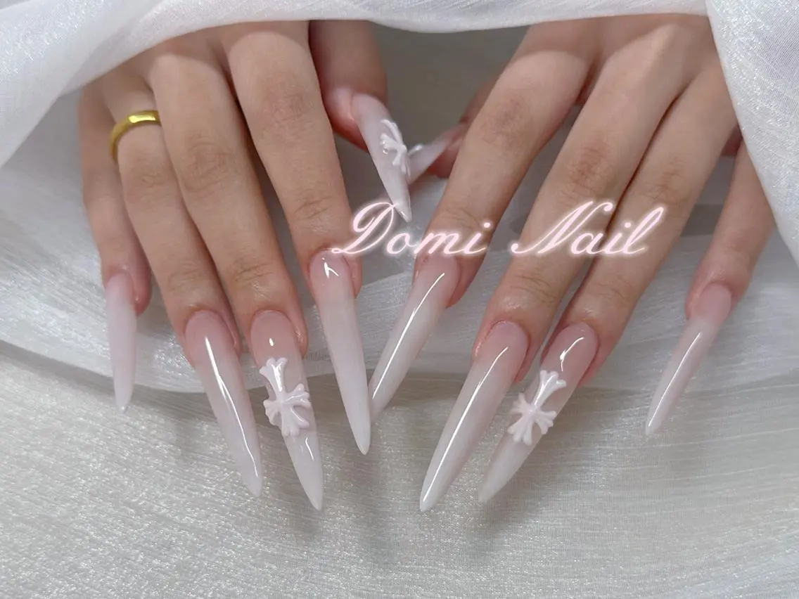 ネイル ロングネイル 持ち込み スーパーロングネイル ネイルチップ ハンドネイル Domi Nail Salonのネイルデザイン