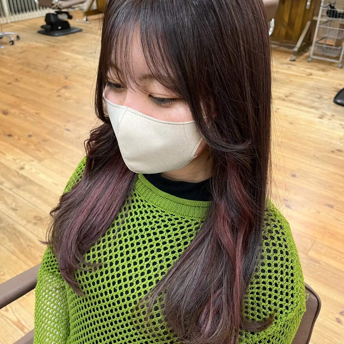 ロング 顔周りカット 佐川 優夏のヘアスタイル