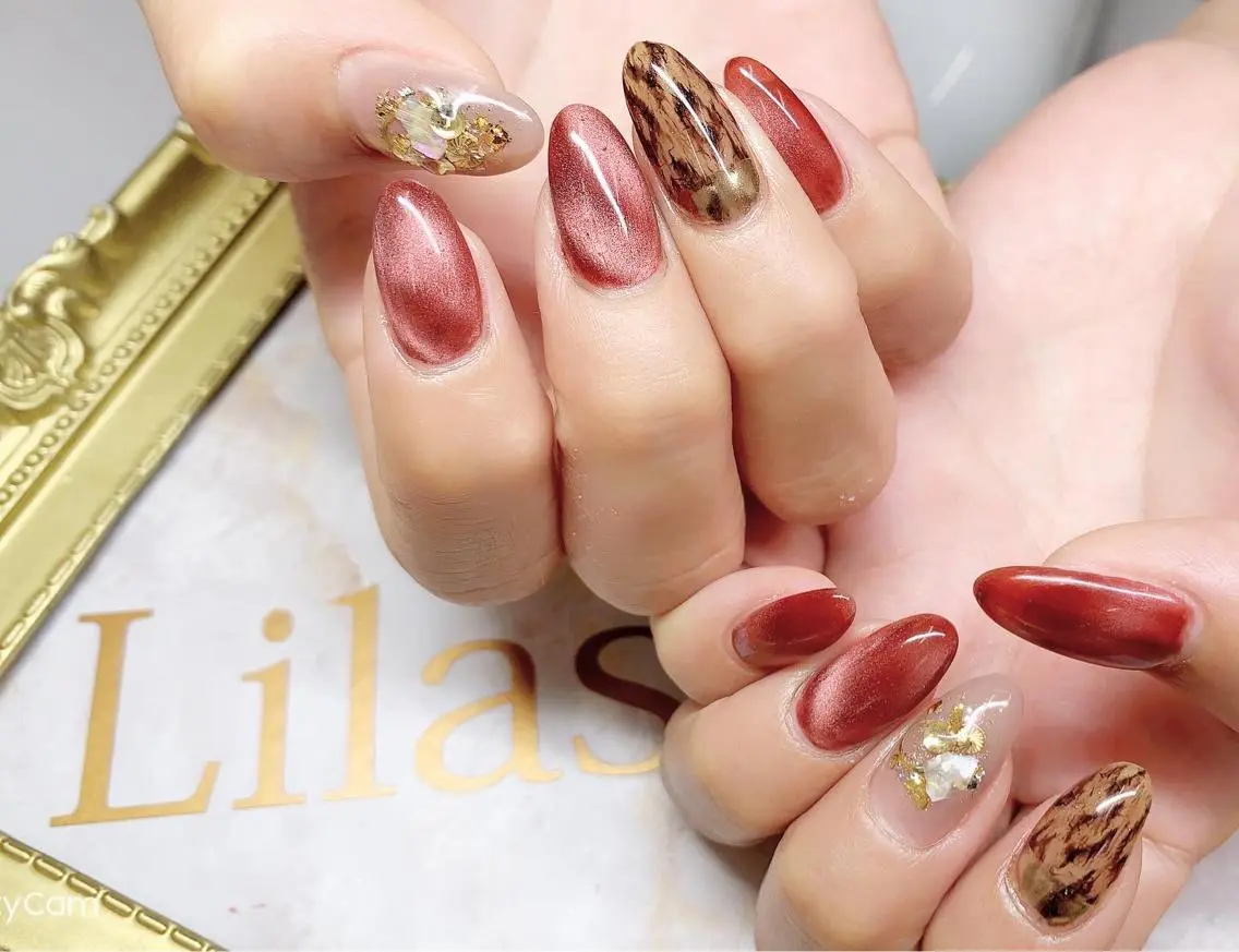 ネイル アニマル柄 ジェルネイル ハードジェル キラキラネイル ロングネイル Lilas Nailのネイルデザイン