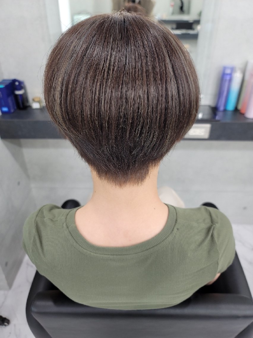 ショート カラー ショートボブ 丸みショート 透明感カラー グレージュ ボブ カット ヘアカラー ❇️安達 優心❇️ レイヤー/艶髪特化のヘアスタイル