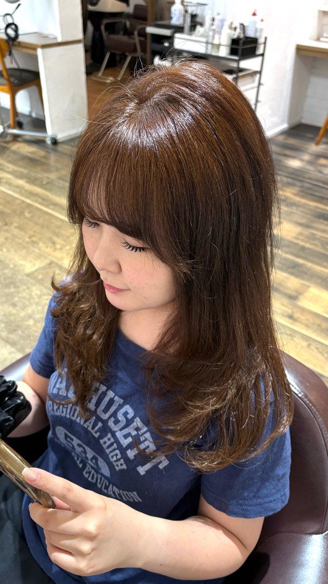 ロング カラー ブラウンカラー 透明感カラー ヘアカラー 松波 茉央のヘアスタイル