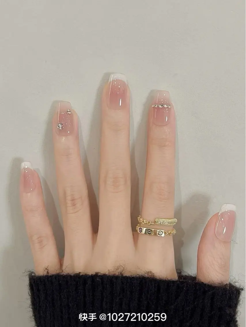 ネイル チークネイル 長さ出し フレンチネイル ガーリー 韓国ネイル sun nail池袋 モデル募集のネイルデザイン