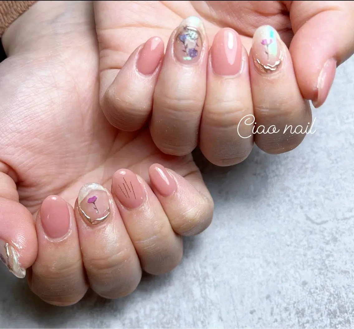 ネイル フラワーネイル ミラーネイル #Amin nail salonのネイルデザイン