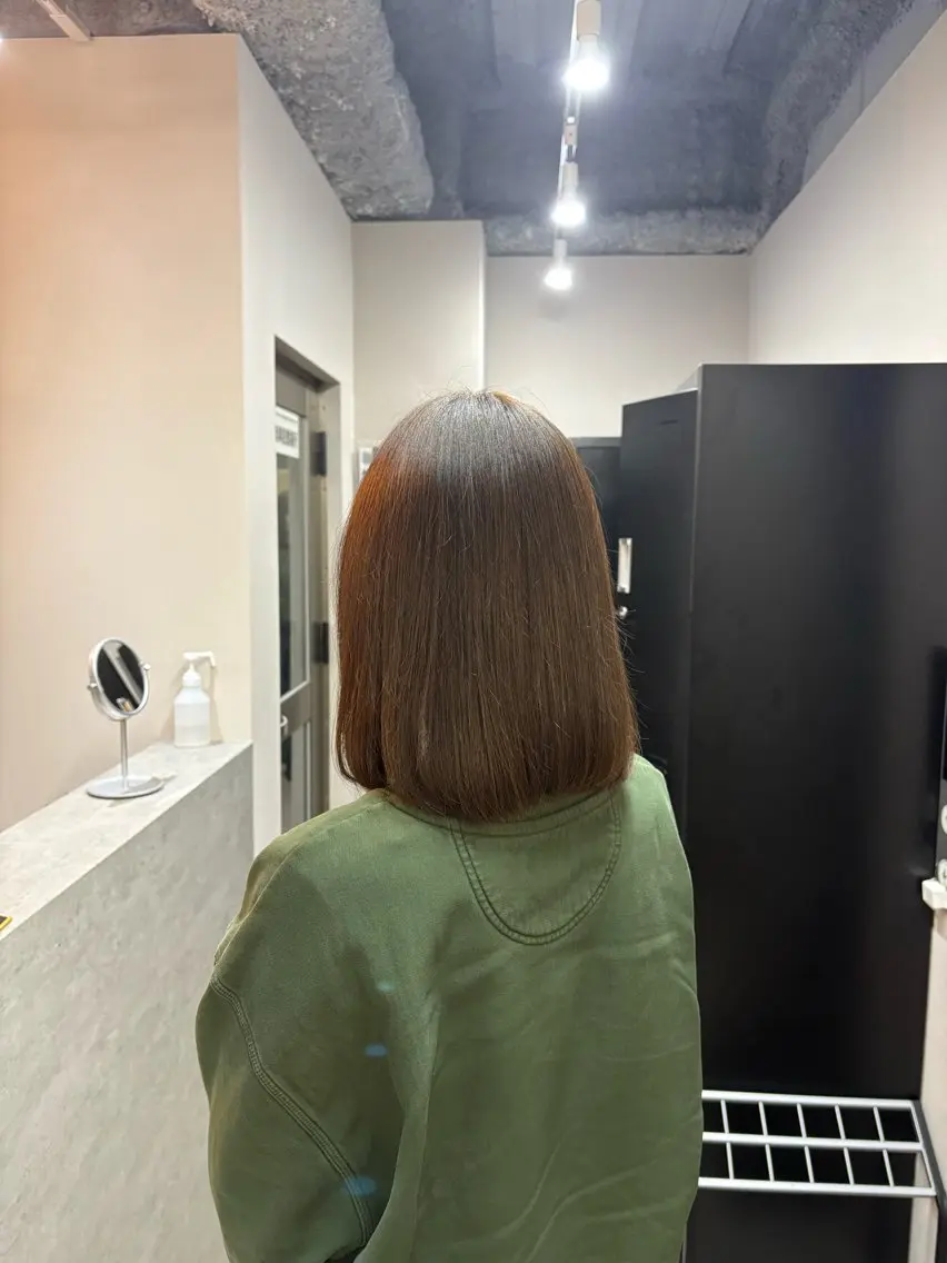 ミディアム カラー カット ヘアカラー しゅり Flag hairのヘアスタイル
