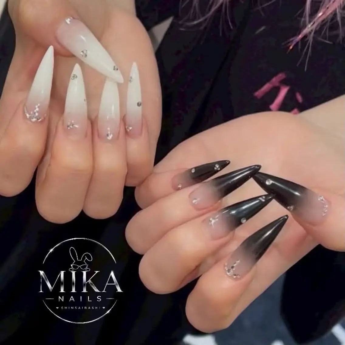ネイル ガーリー キラキラネイル 韓国ネイル ロングネイル シンプルネイル ハンドネイル Genie Mika Nailsのネイルデザイン