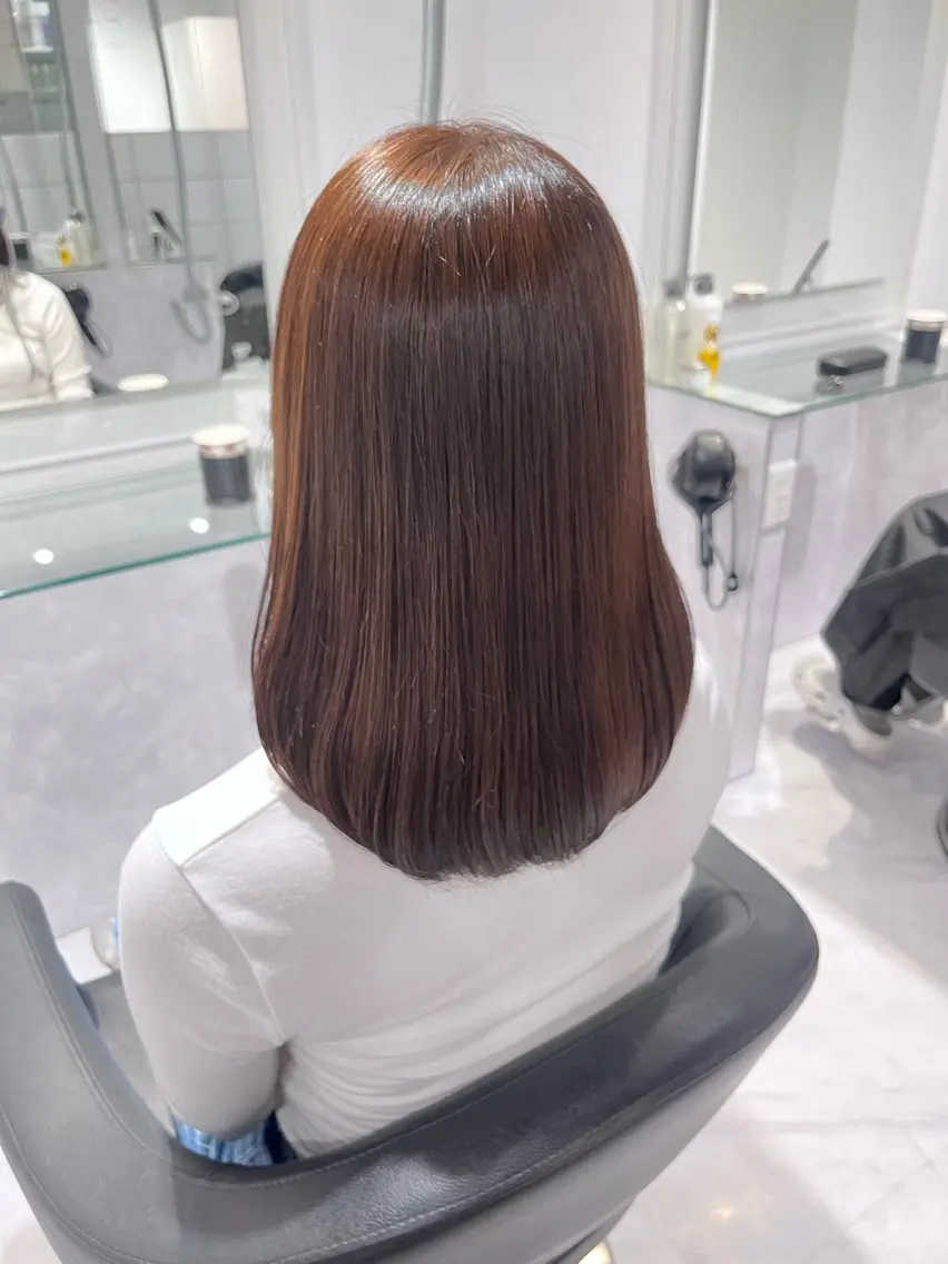 ミディアム カラー 🫧うる艶トレンド 🫧透明感カラーのヘアスタイル