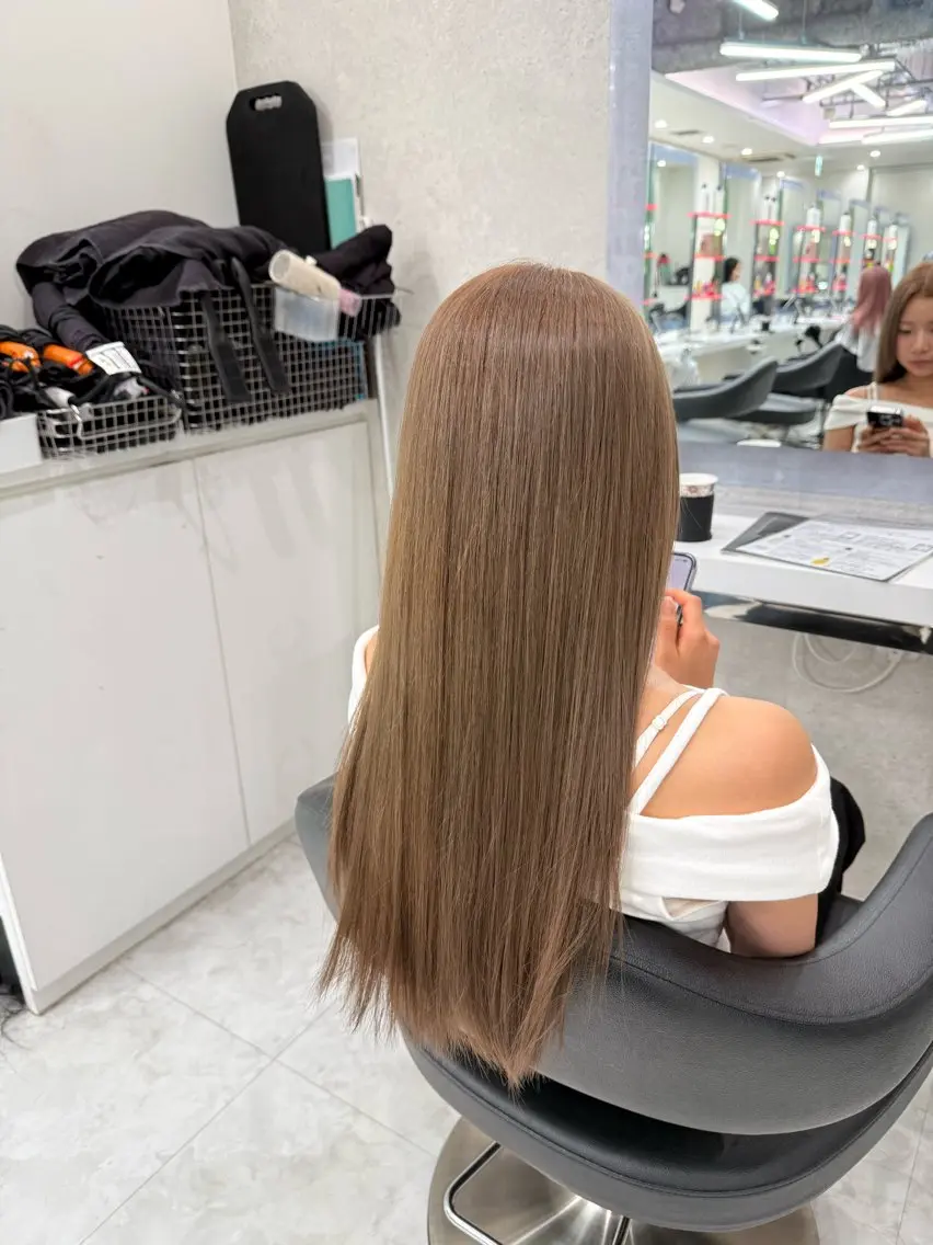 ロング カラー 🍀透明感ブラウン sakura🍀のヘアスタイル