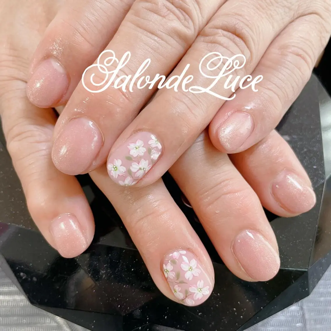 ネイル フラワーネイル Salon de Luceのネイルデザイン