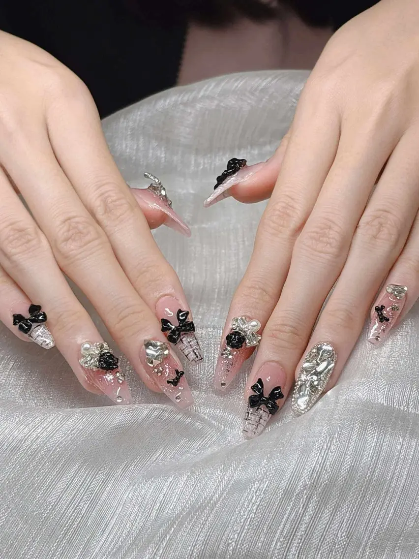 ネイル ハンドネイル Lee Nailsのネイルデザイン