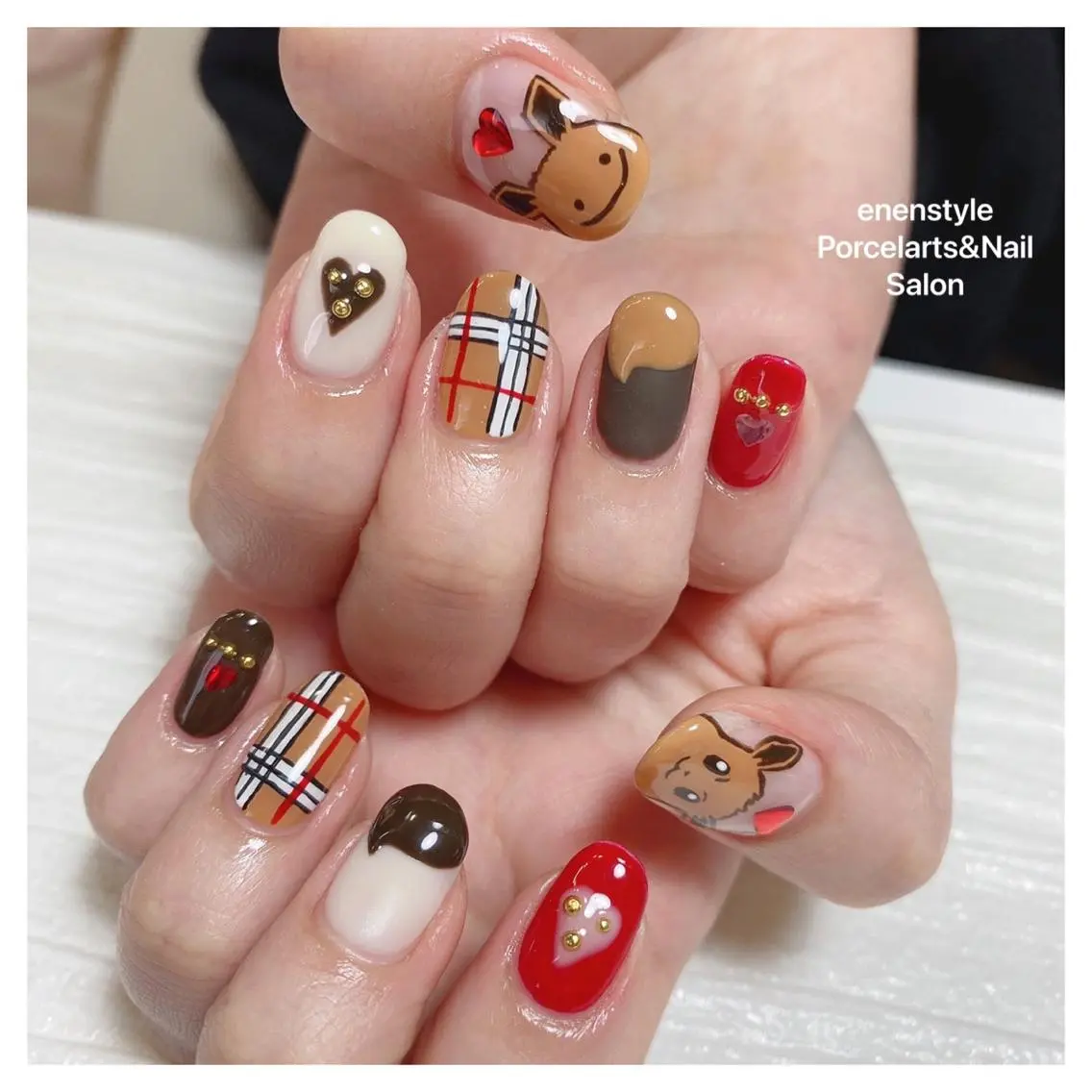 ミディアム ネイル ハンドネイル 🐾enen style 🐾のネイルデザイン