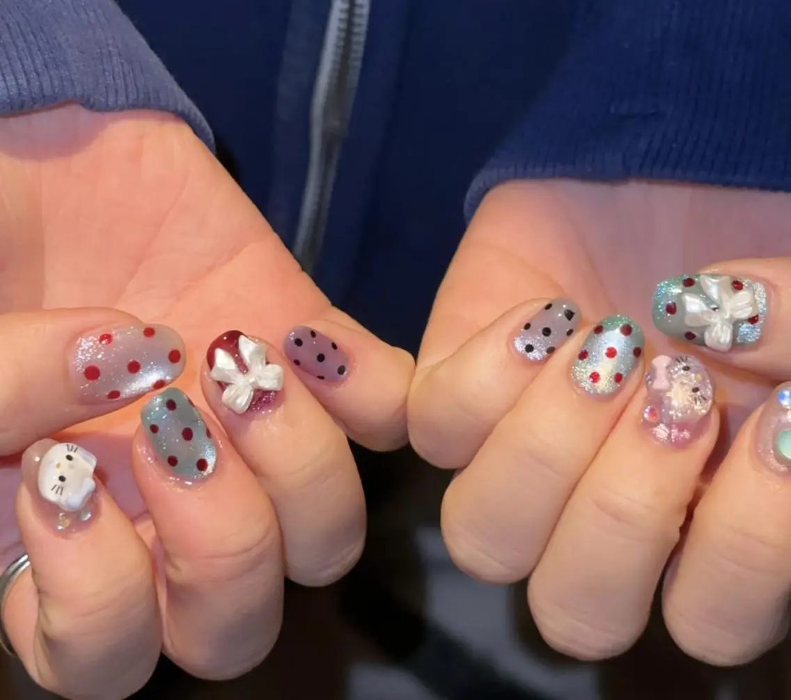 ネイル ハンドネイル 🎀 Ayaka_nailのネイルデザイン