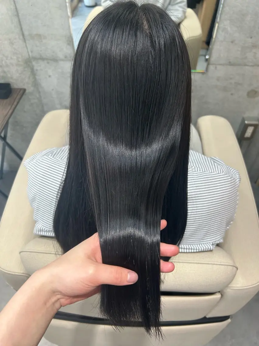 【ՏᗴT MENU✨️🎼💞】カット✂️&ワンカラー🌈✨️ワンカラーで出来る透明感カラーをご提案いたします❣️の写真