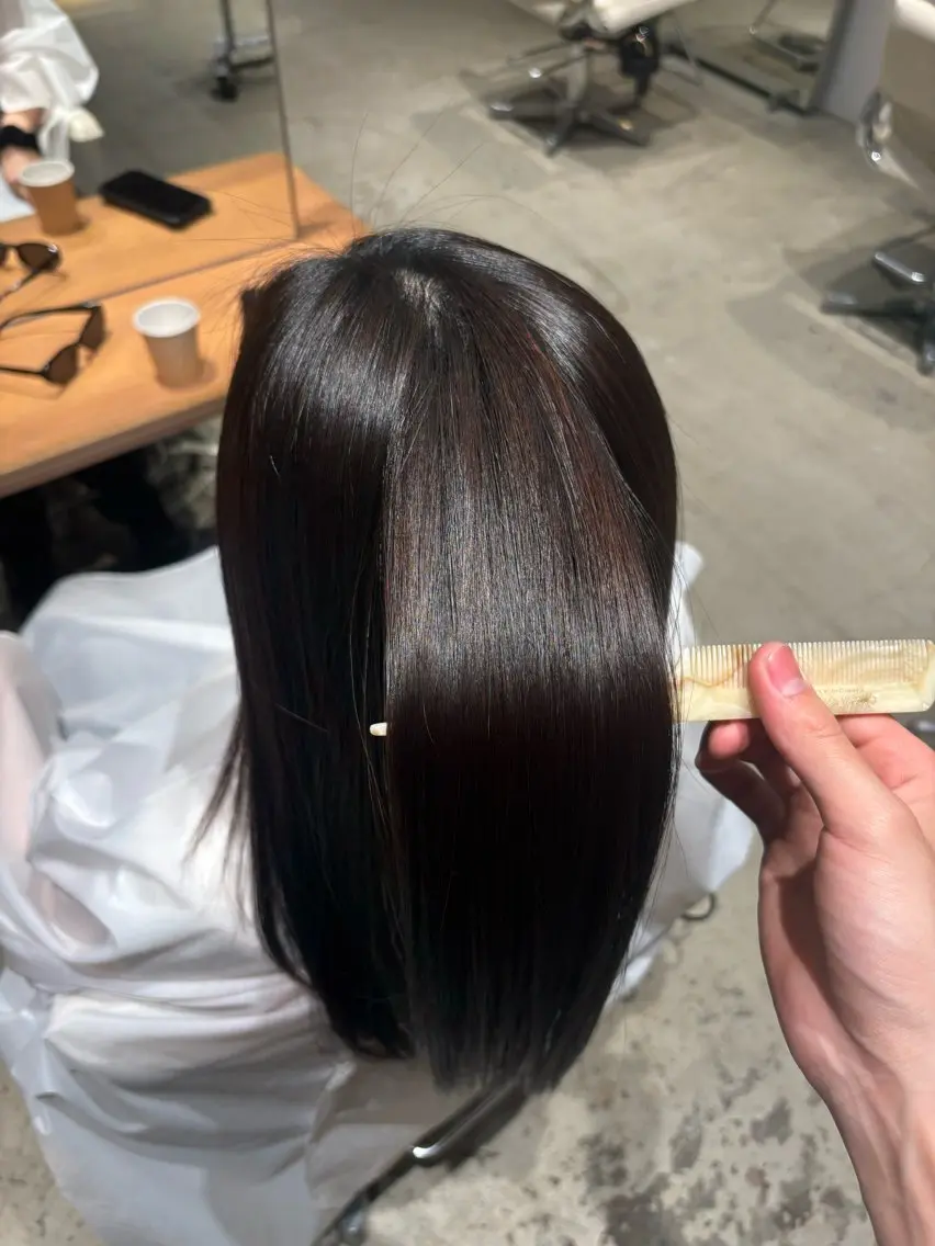 ロング 縮毛矯正 リュウザキ シオンのヘアスタイル