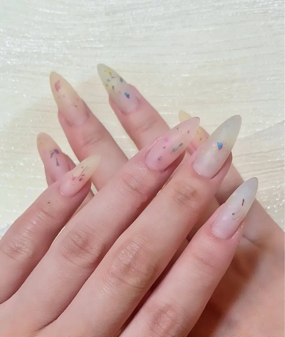 ネイル フラワーネイル ハンドネイル nail poppo フィルイン推奨🕊️のネイルデザイン