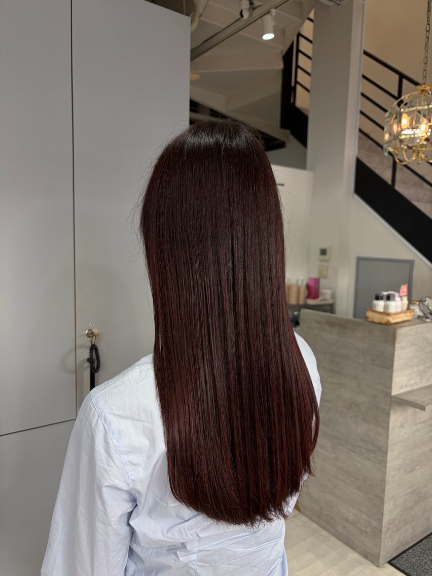 ロング カット ヘアカラー hana _のヘアスタイル