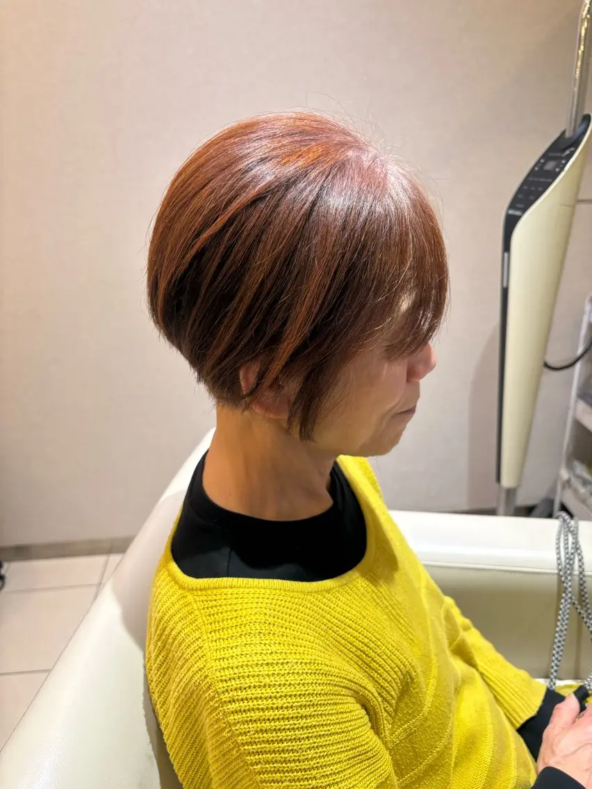 ショート パーマ 扇 空のヘアスタイル