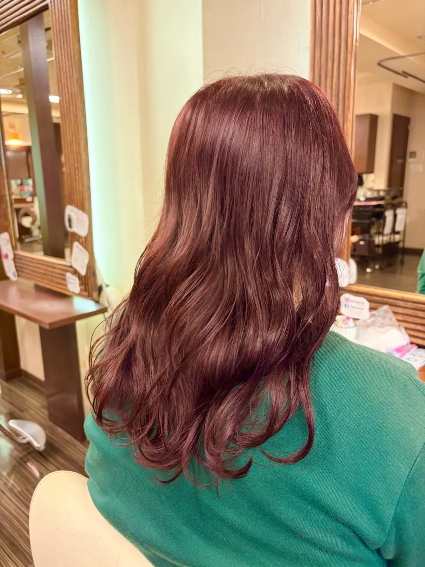 ロング カラー カット ヘアカラー トリートメント 西形 梨瑚のヘアスタイル