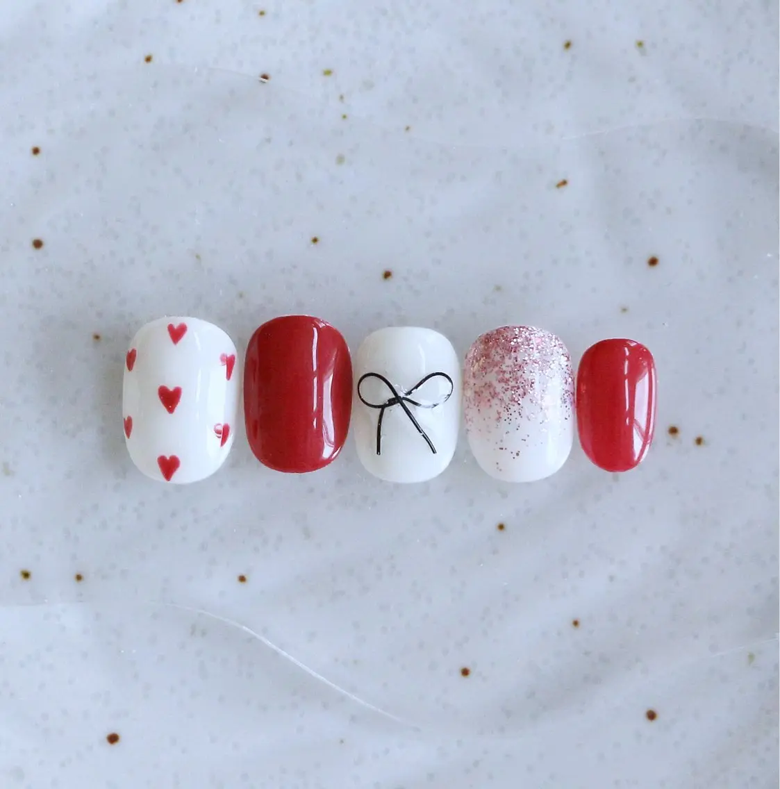 ネイル Baku Nailsのネイルデザイン
