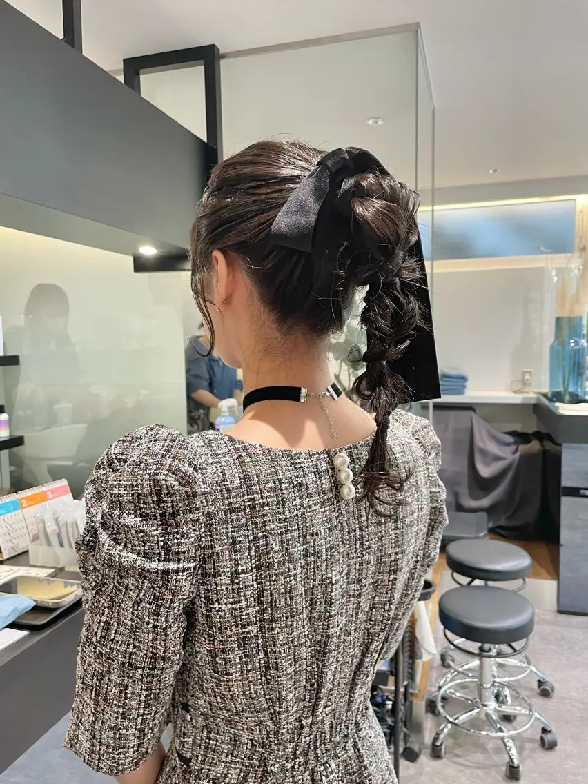セミロング ヘアアレンジ ポニーテール ダブルカラー🦖 /髪質改善⚡️しおりのヘアスタイル