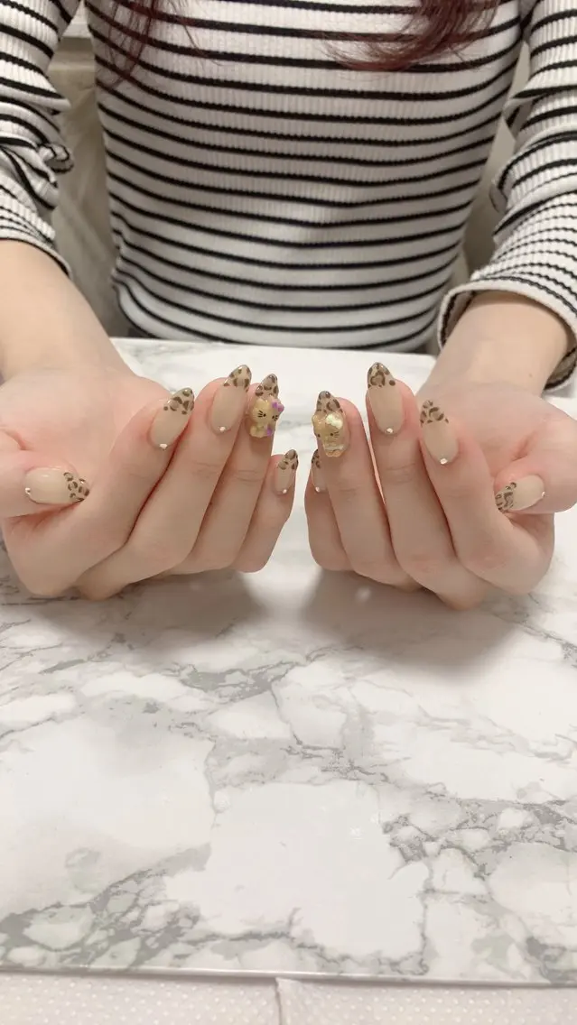 ネイル はな💎ネイル ワンホン、長さ出しのネイルデザイン
