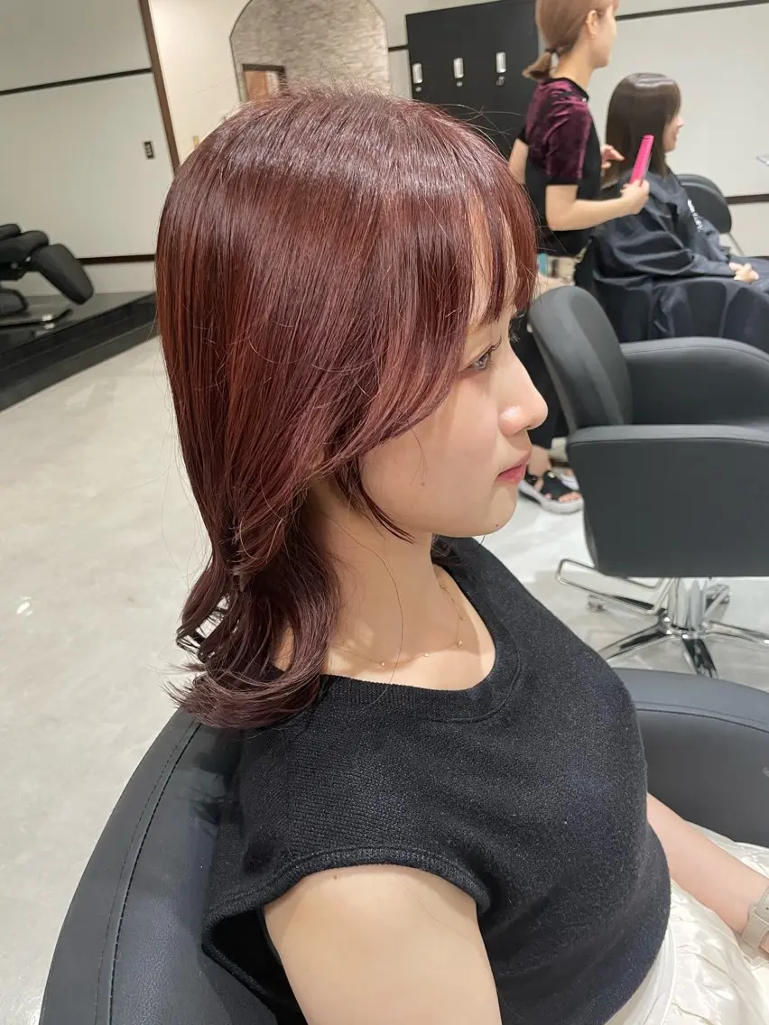 ミディアム 顔周りカット 小顔カット カット ヘアカラー トリートメント 寺本 早希のヘアスタイル