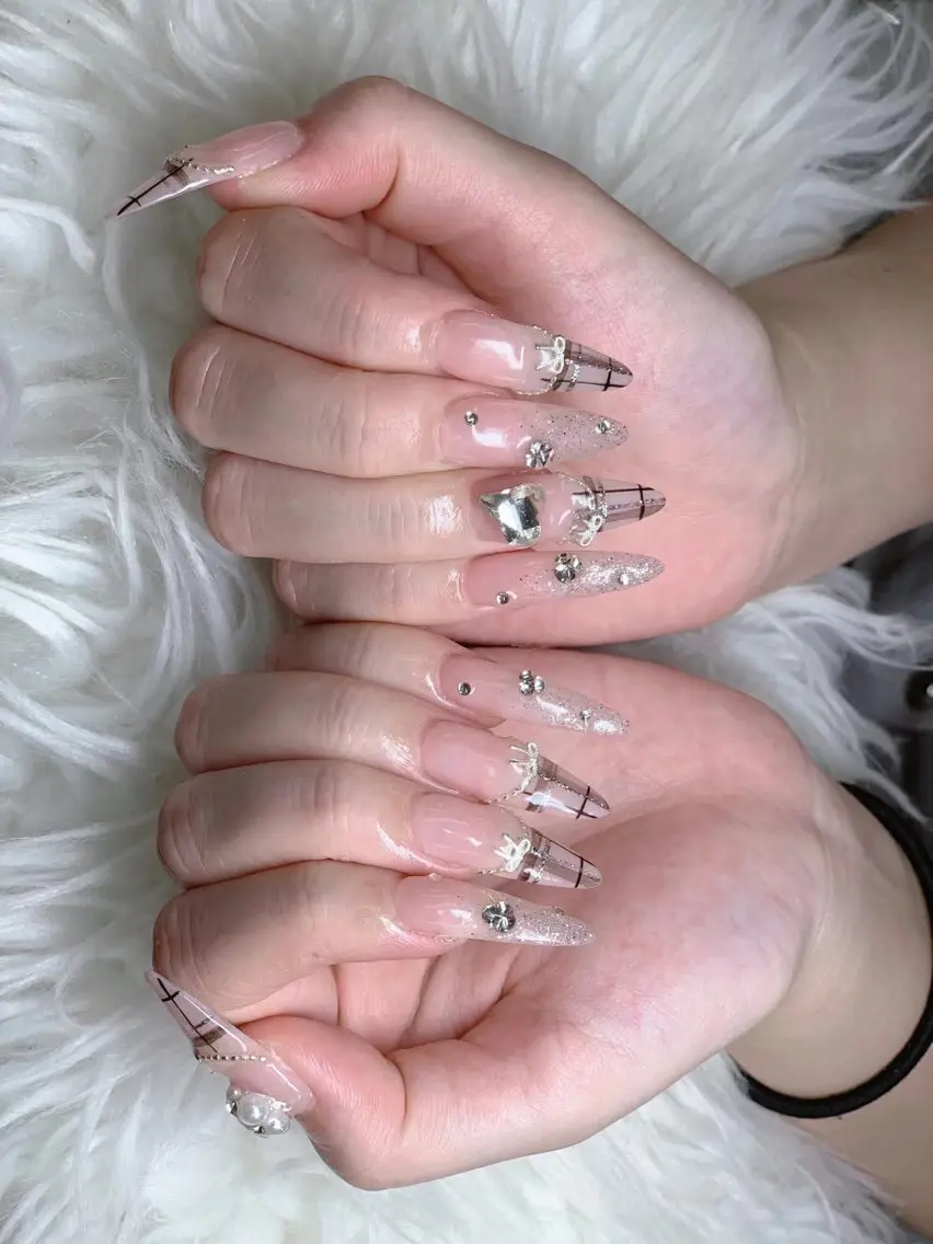 ネイル ハンドネイル ANH NAIL ゴテゴテ専門店💎のネイルデザイン