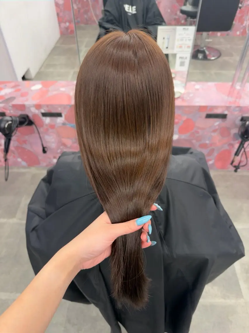 ロング ヘアカラー PELE SAKAE kannaのヘアスタイル