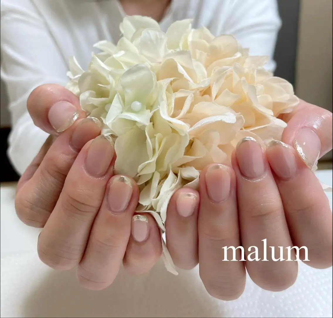 ネイル フレンチネイル ミラーネイル malum nailのネイルデザイン