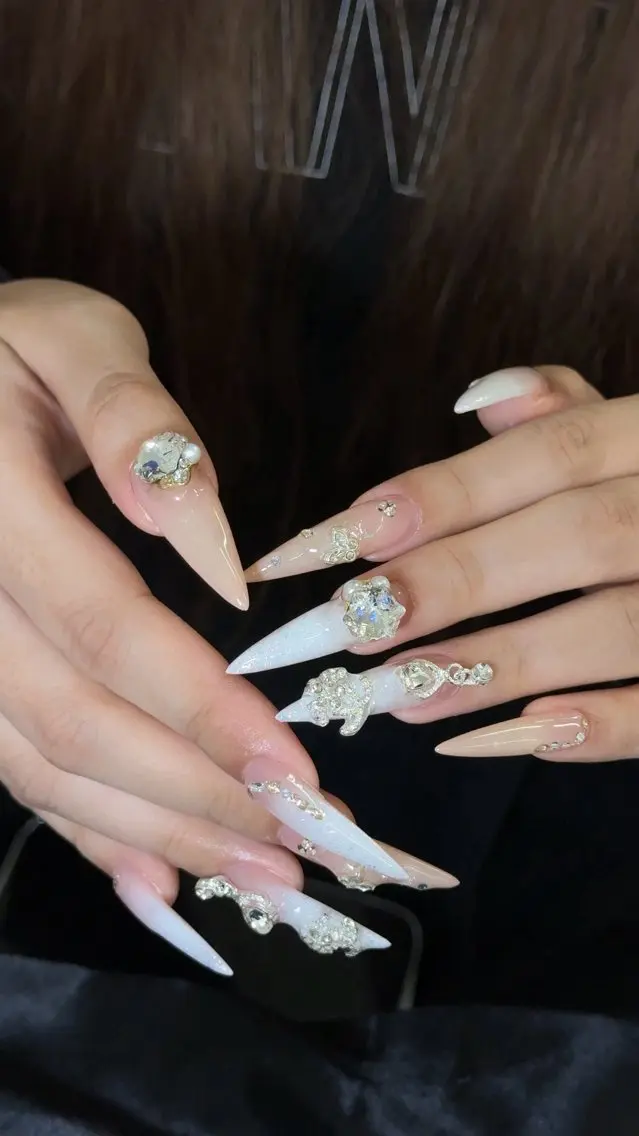 ネイル 持ち込み ワンホンネイル ハンドネイル AKIKO NAILのネイルデザイン