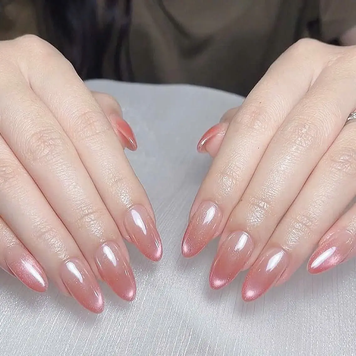 セミロング ハンドネイル ハンドケア Yumii 🎀のネイルデザイン