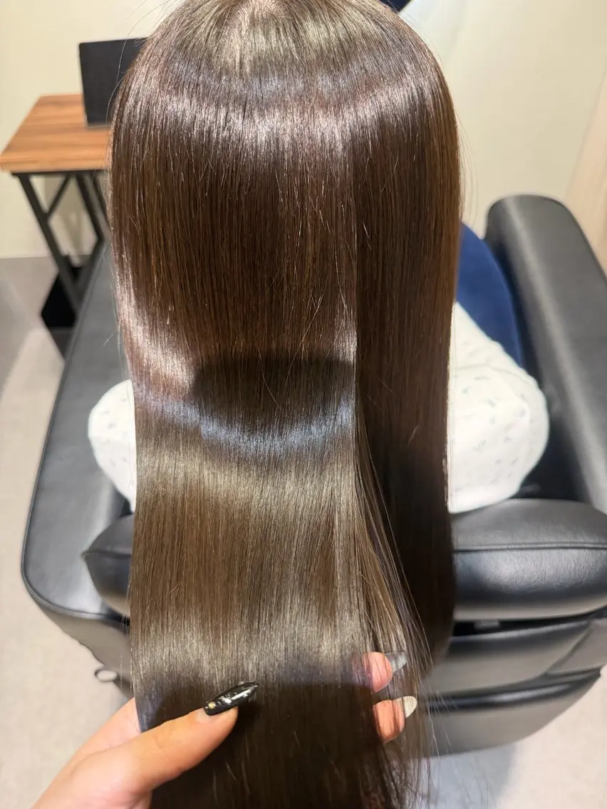 ロング カット 縮毛矯正 トリートメント NAVY 橋本心 縮毛矯正のヘアスタイル