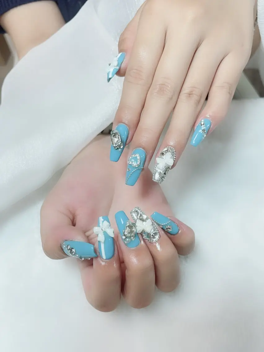 ネイル 長さ出し 持ち込み Amina nail salonのネイルデザイン