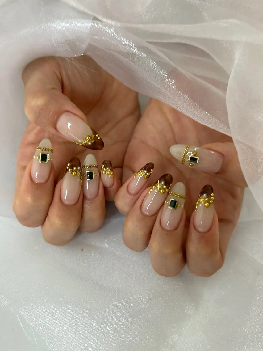 ネイル AERA nail shino🐱⸝꙳のネイルデザイン