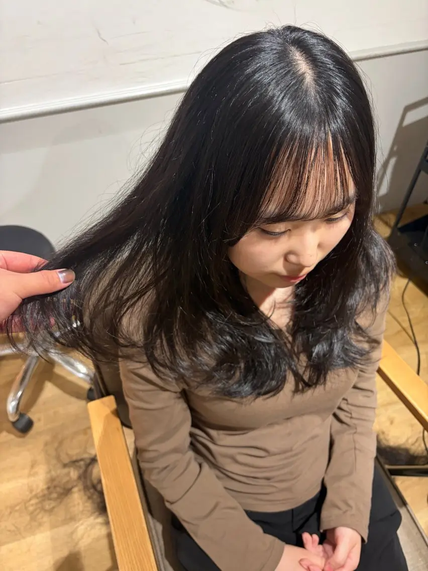セミロング レイヤーカット 光岡 玲遠のヘアスタイル