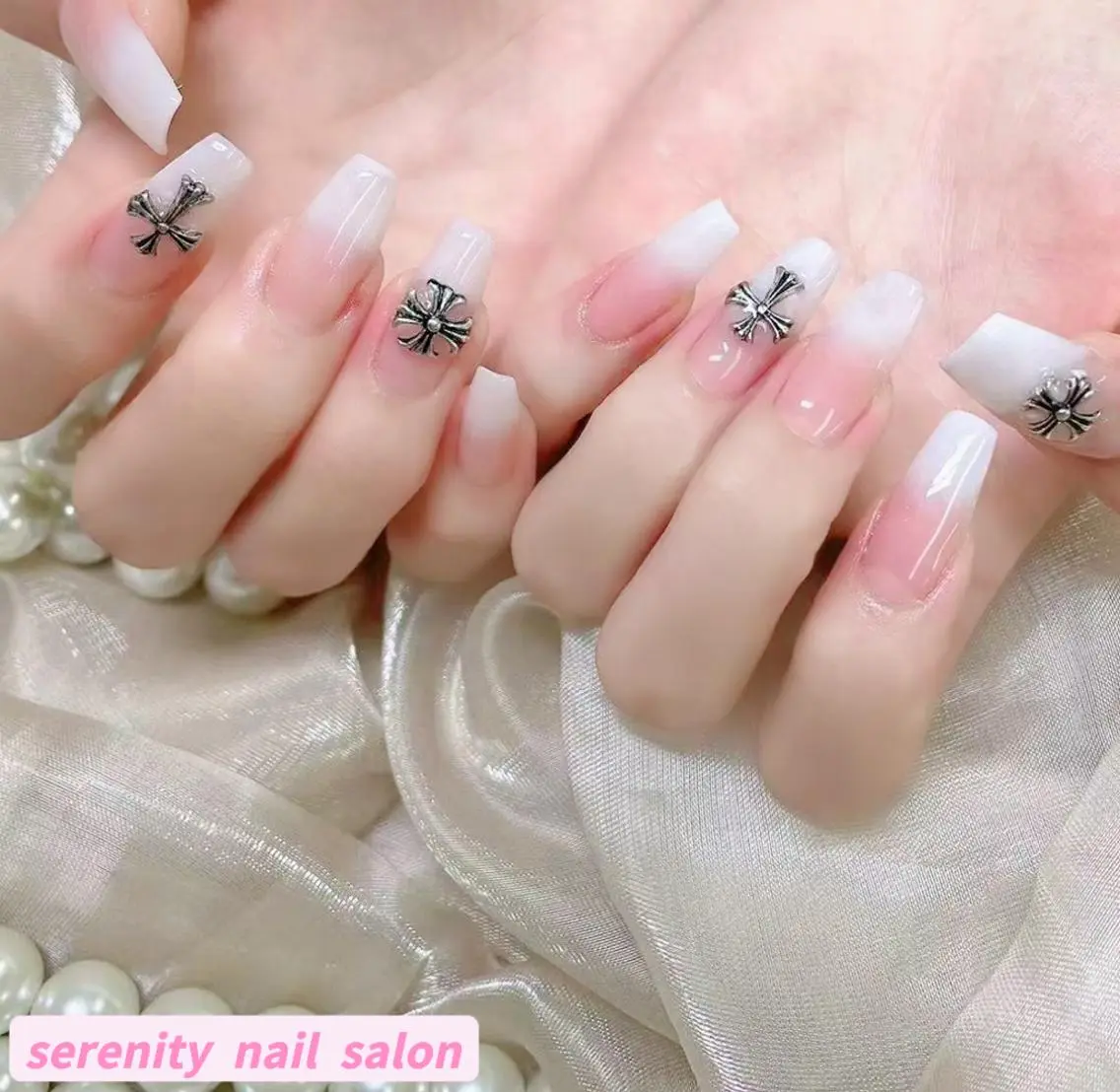 ネイル ハンドネイル ハンドケア ✨Serenity Nail salonのネイルデザイン