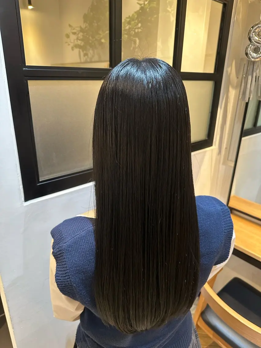 ロング カラー ヘアカラー トリートメント Luna🌙 艶カラーのヘアスタイル