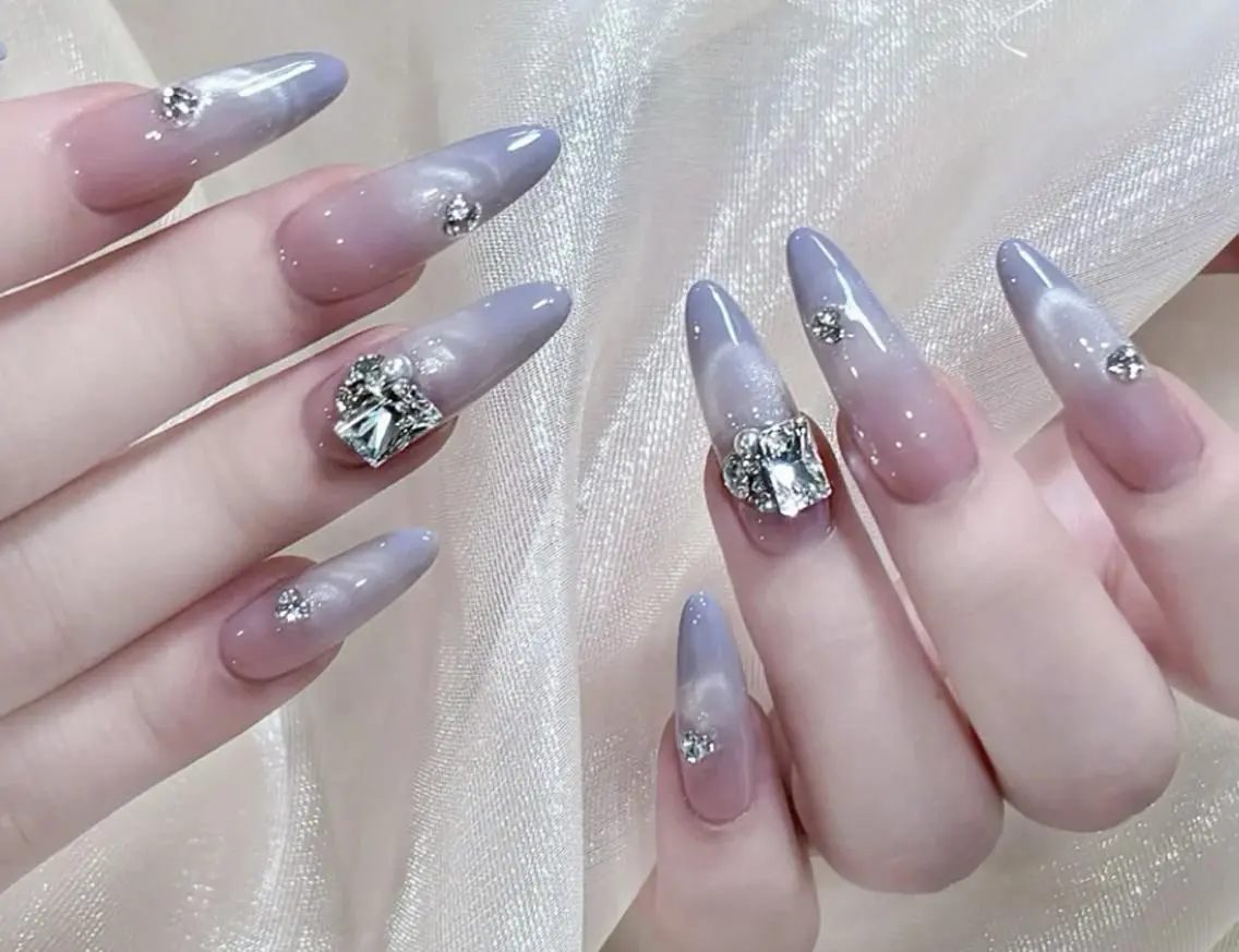 ネイル ハンドネイル 🎀 NaNa_nailのネイルデザイン
