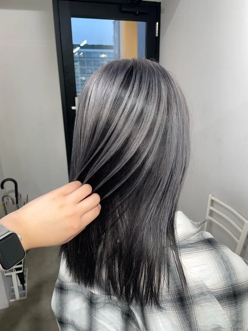 セミロング カラー カット ヘアカラー トリートメント REINA ISHIDOのヘアスタイル