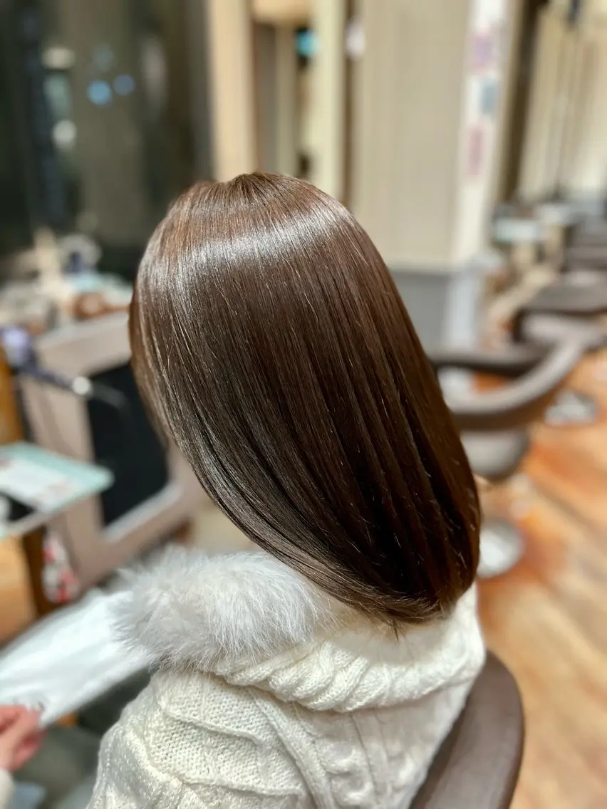 ミディアム カラー 多賀 亮真のヘアスタイル