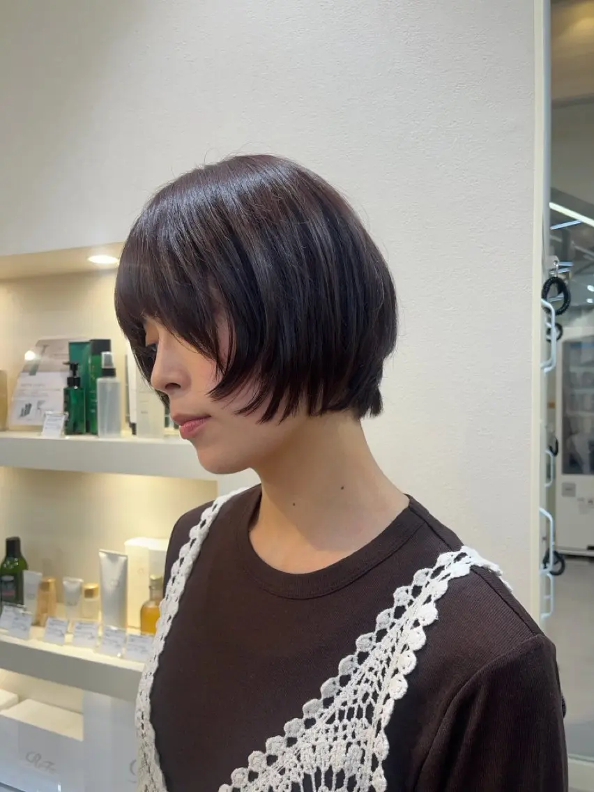 ショート カラー 長島 絹和のヘアスタイル