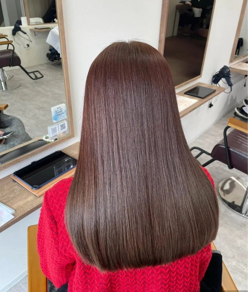 ロング カラー ベージュカラー ロング 森田 亜海のヘアスタイル