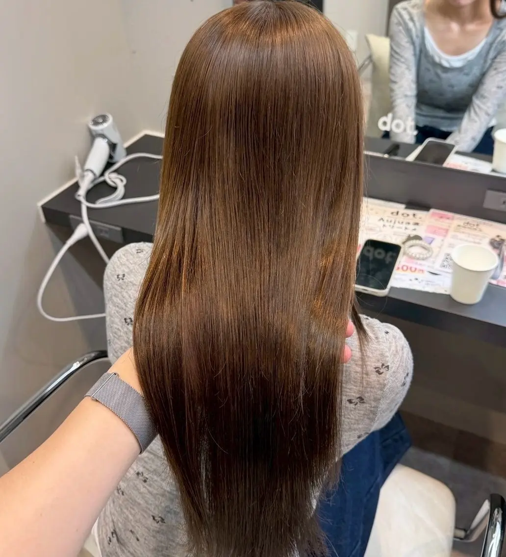 ロング カラー ブラウンカラー ロング 透明感カラー🩵 ワンホンカラー/えりのヘアスタイル
