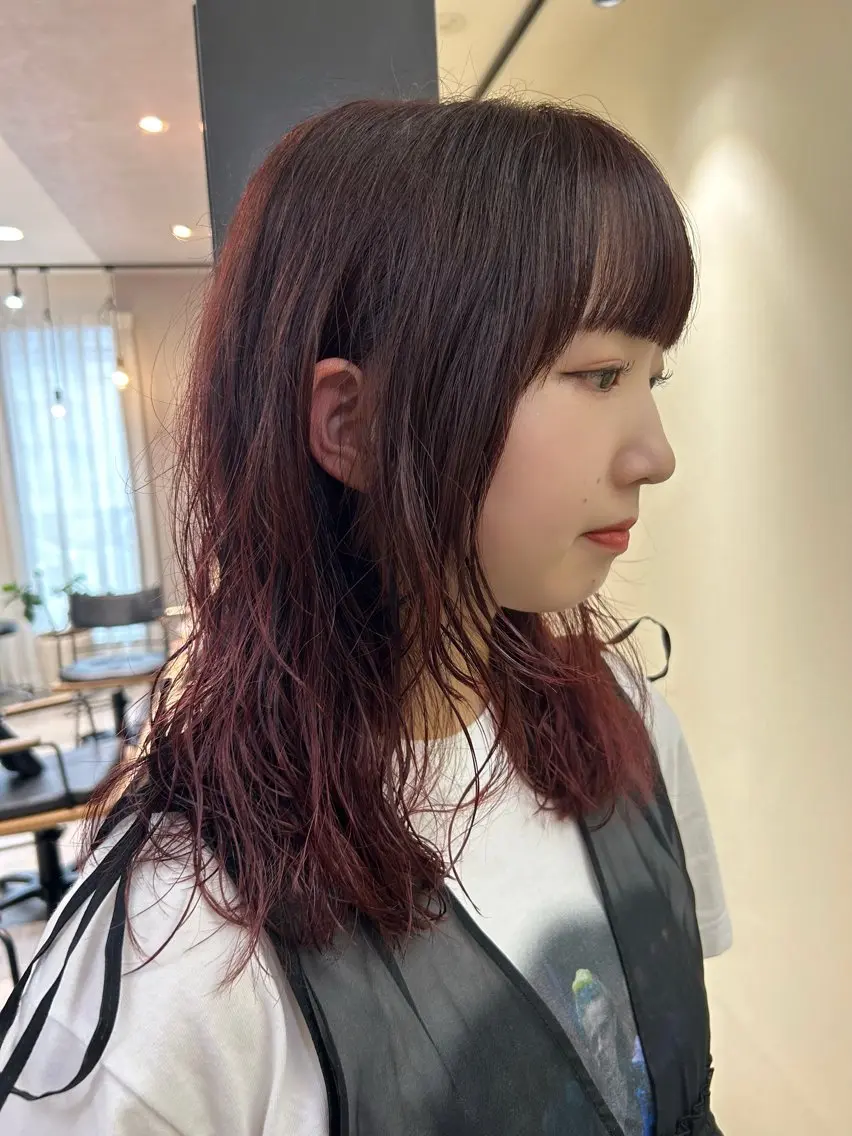 セミロング カラー ブリーチ レッドカラー hubhair レイヤー/透明感のヘアスタイル