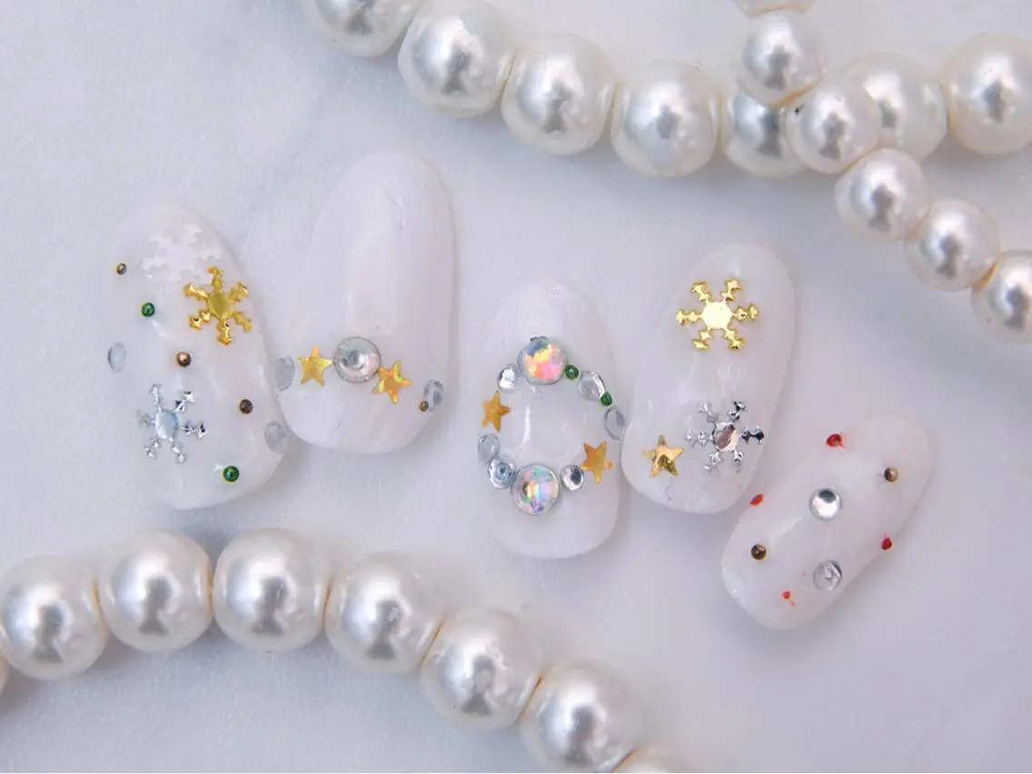 ネイル 桜ネイル 長さ出し フットネイル スカルプネイル 冬ネイル 💗🪽Tiary Nail🪽💗のネイルデザイン